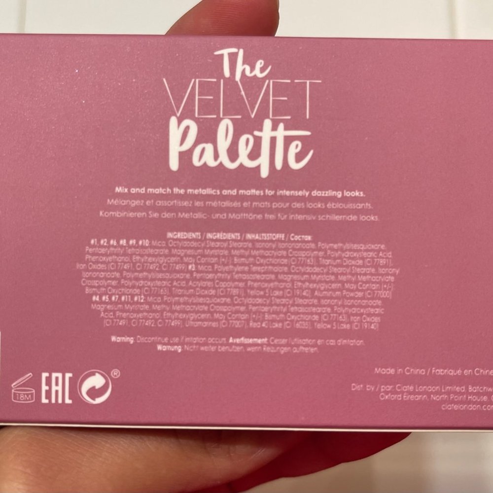 Makeup Palette - Picture 2 of 4